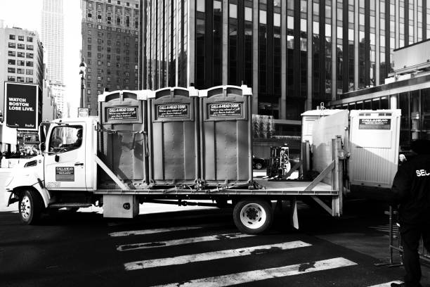 Best Porta potty delivery and setup  in Wheeling, WV